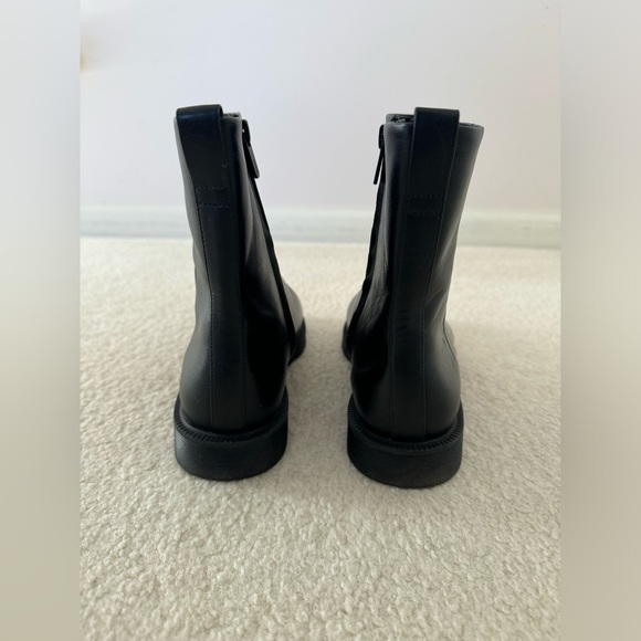 Vince Black Leather Boots - size 8.5 - Picture 13 of 13